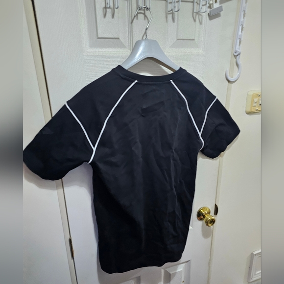 Nwt Official Xbox Series X limited edition T-Shirt Size M - Picture 2 of 3